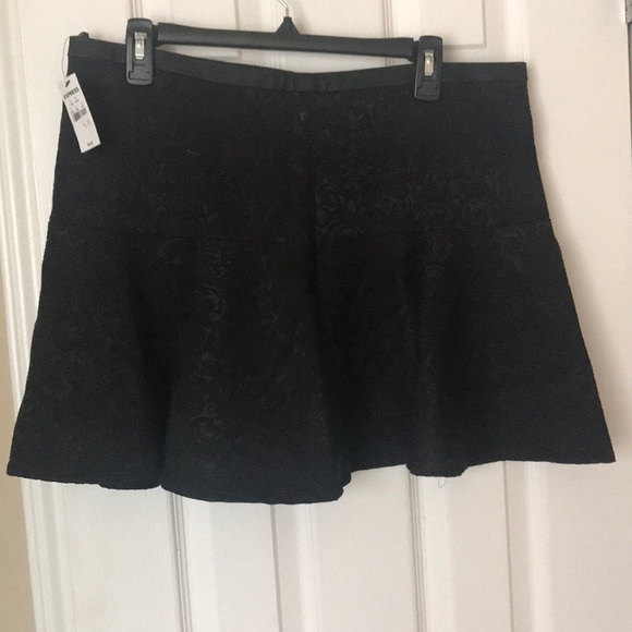 Express Dresses & Skirts - Black lace print skirt